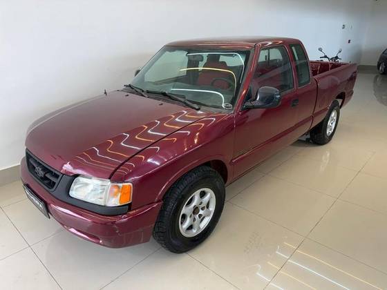 CHEVROLET S10 2.2 EFI DLX 4X2 CE 8V GASOLINA 2P MANUAL CHEVROLET S10 2.2 EFI DLX 4X2 CE 8V GASOLINA 2P MANUAL